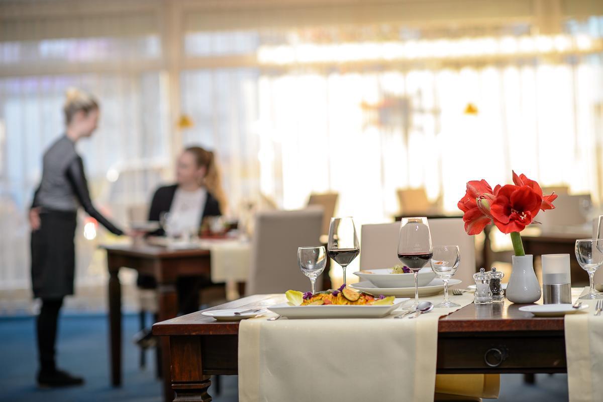 Euro Park Hotel Hennef Hennef  Ngoại thất bức ảnh