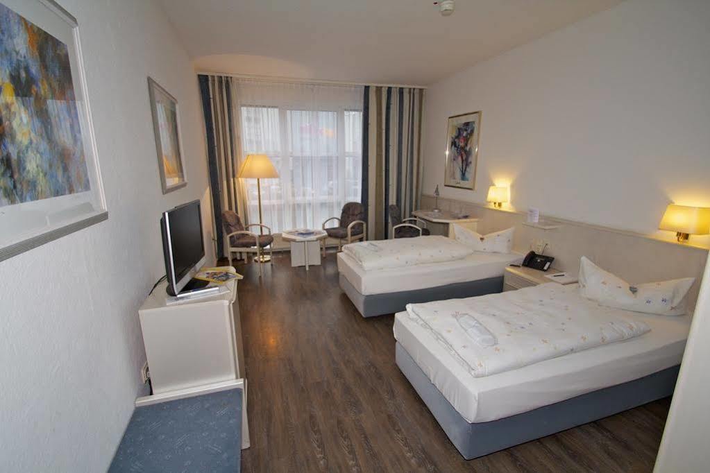 Euro Park Hotel Hennef Hennef  Ngoại thất bức ảnh